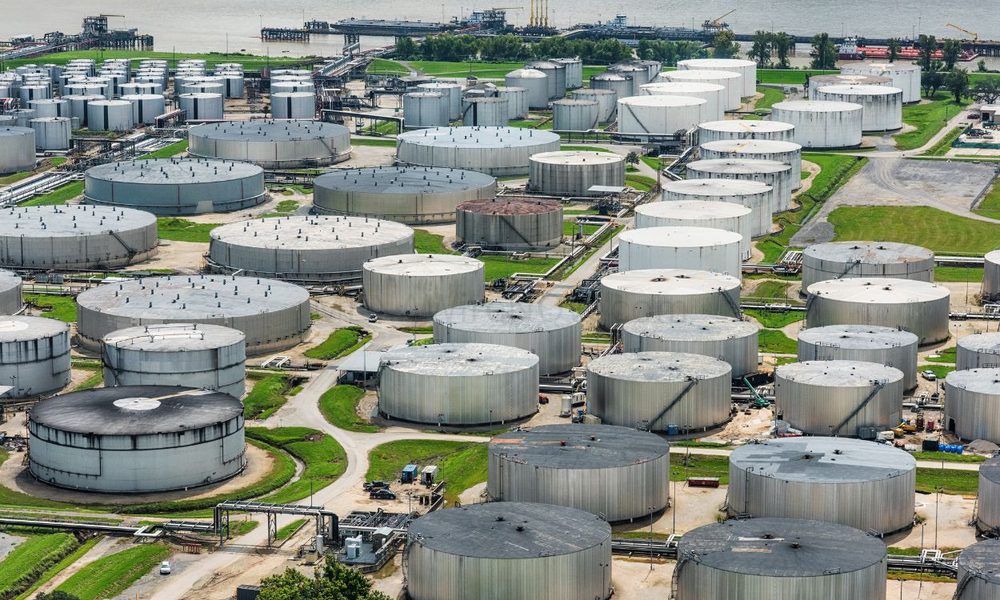 Saudi Arabia and Singapore Plan Crude Oil Storage Facility for 2027 - MENAWireNOW.com
